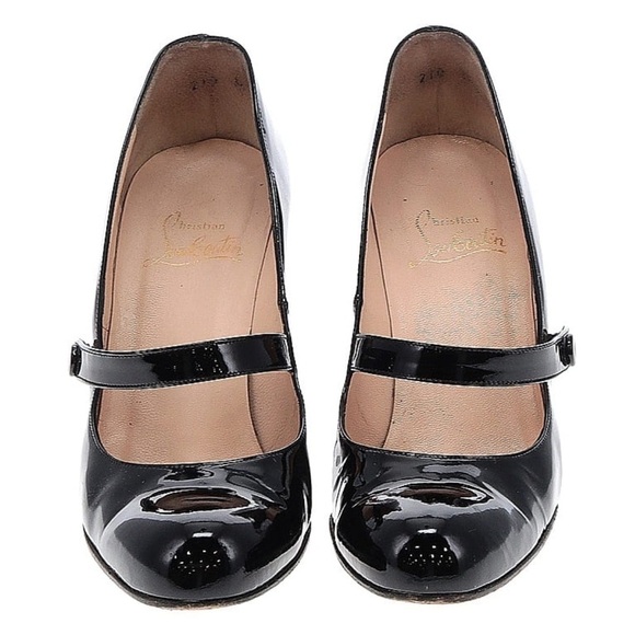 Christian Louboutin Shoes - Christian Louboutin Red Bottom Pumps 38.5